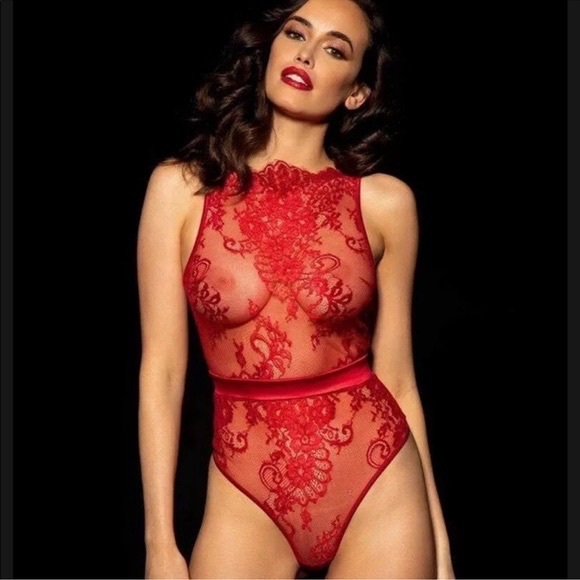 Honey Birdette Maria Lace Red Bodysuit and garter - Picture 3 of 4